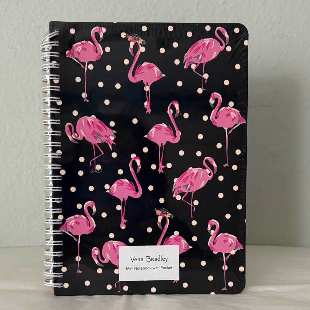 🦩Vera Bradley Pink Flamingo Spiral Notebook with pocket 🦩 NWT 🦩